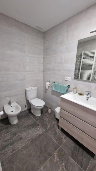 Centrico Y Amplio Piso En Béjar