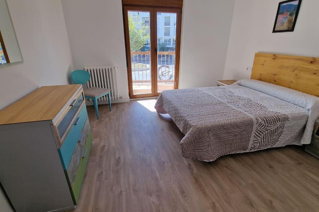 Centrico Y Amplio Piso En Apartment *